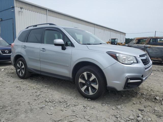  SUBARU FORESTER 2018 Silver