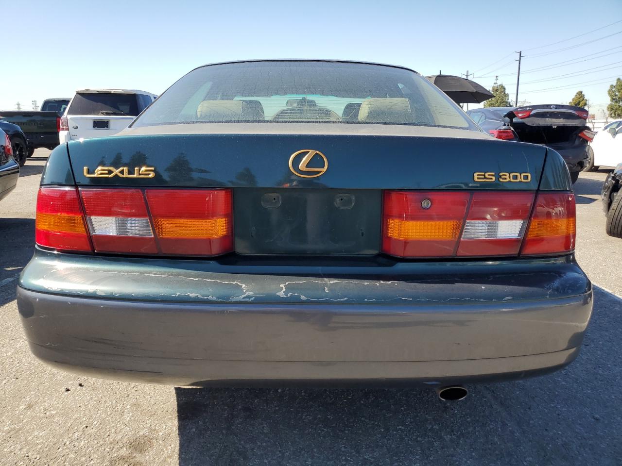 1997 Lexus Es 300 VIN: JT8BF22G9V0070261 Lot: 55957435