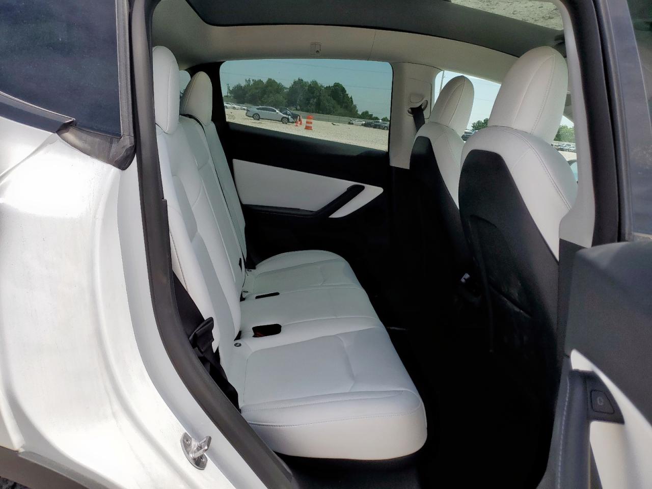 2022 Tesla Model Y VIN: 7SAYGDEF1NF438640 Lot: 56849115