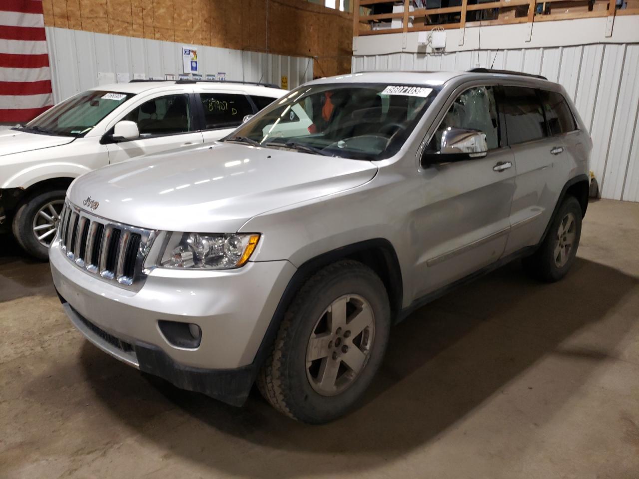 2011 Jeep Grand Cherokee Limited VIN: 1J4RR5GT1BC526160 Lot: 56071035