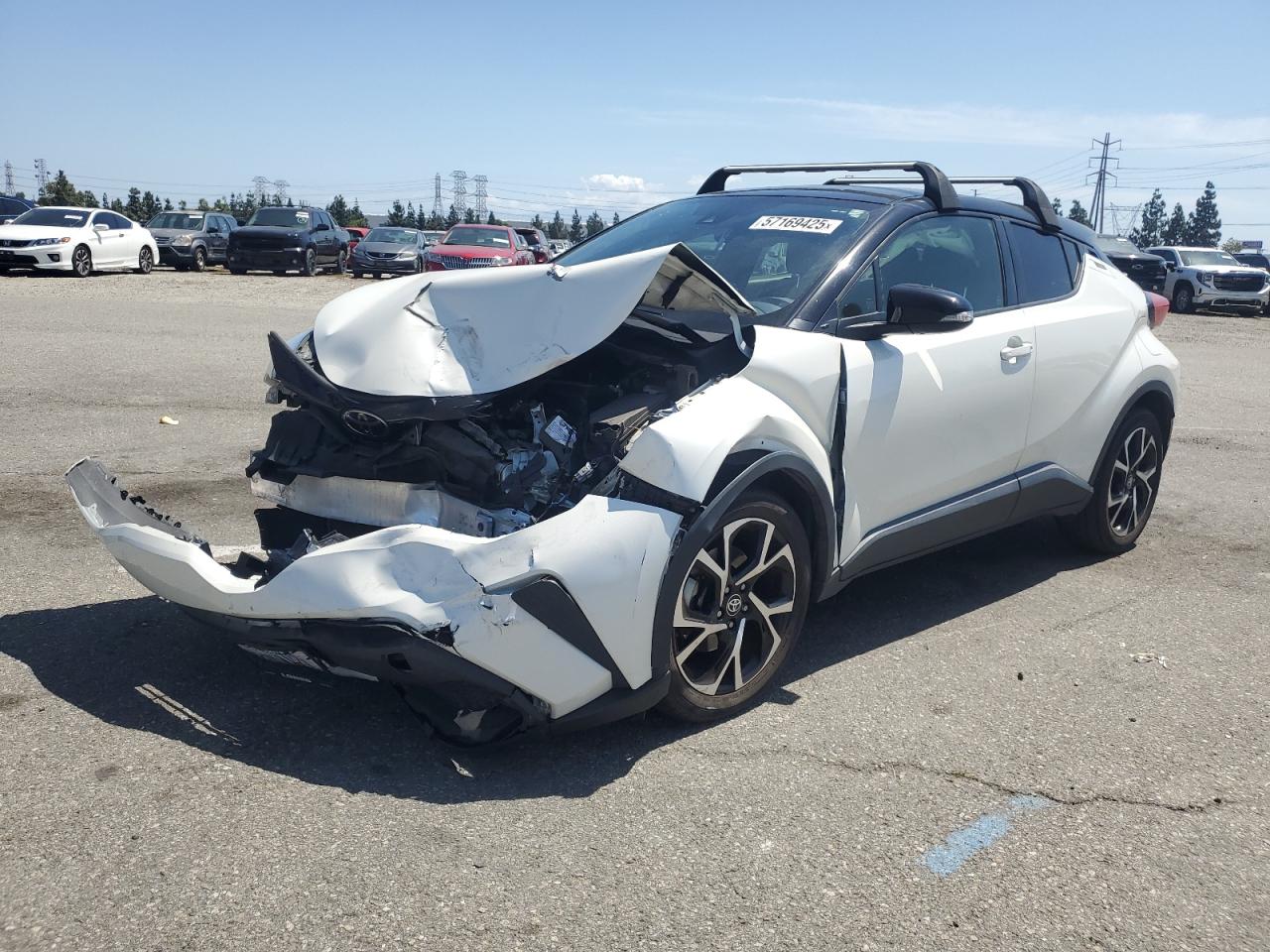 2020 Toyota C-Hr Xle zu verkaufen in Rancho Cucamonga, CA - Front End