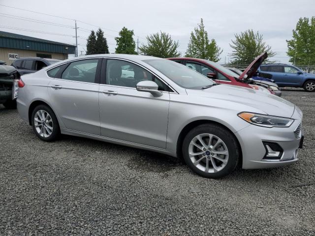  FORD FUSION 2019 Серебристый