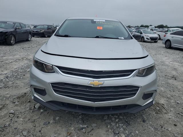 Sedans CHEVROLET MALIBU 2016 Srebrny