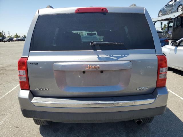  JEEP PATRIOT 2016 Srebrny