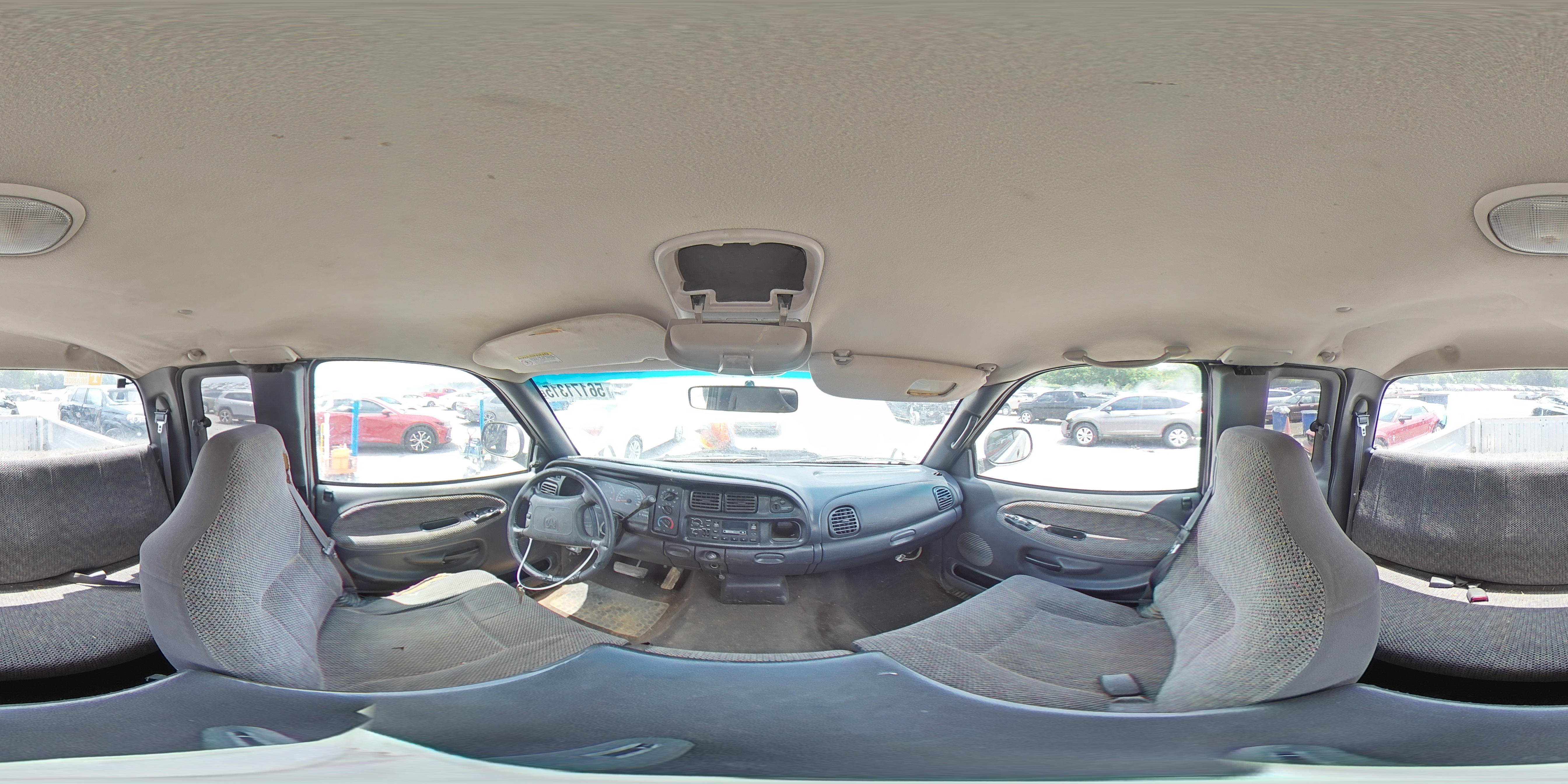 2000 Dodge Ram 1500 VIN: 3B7HC13Y4YG155725 Lot: 56171315