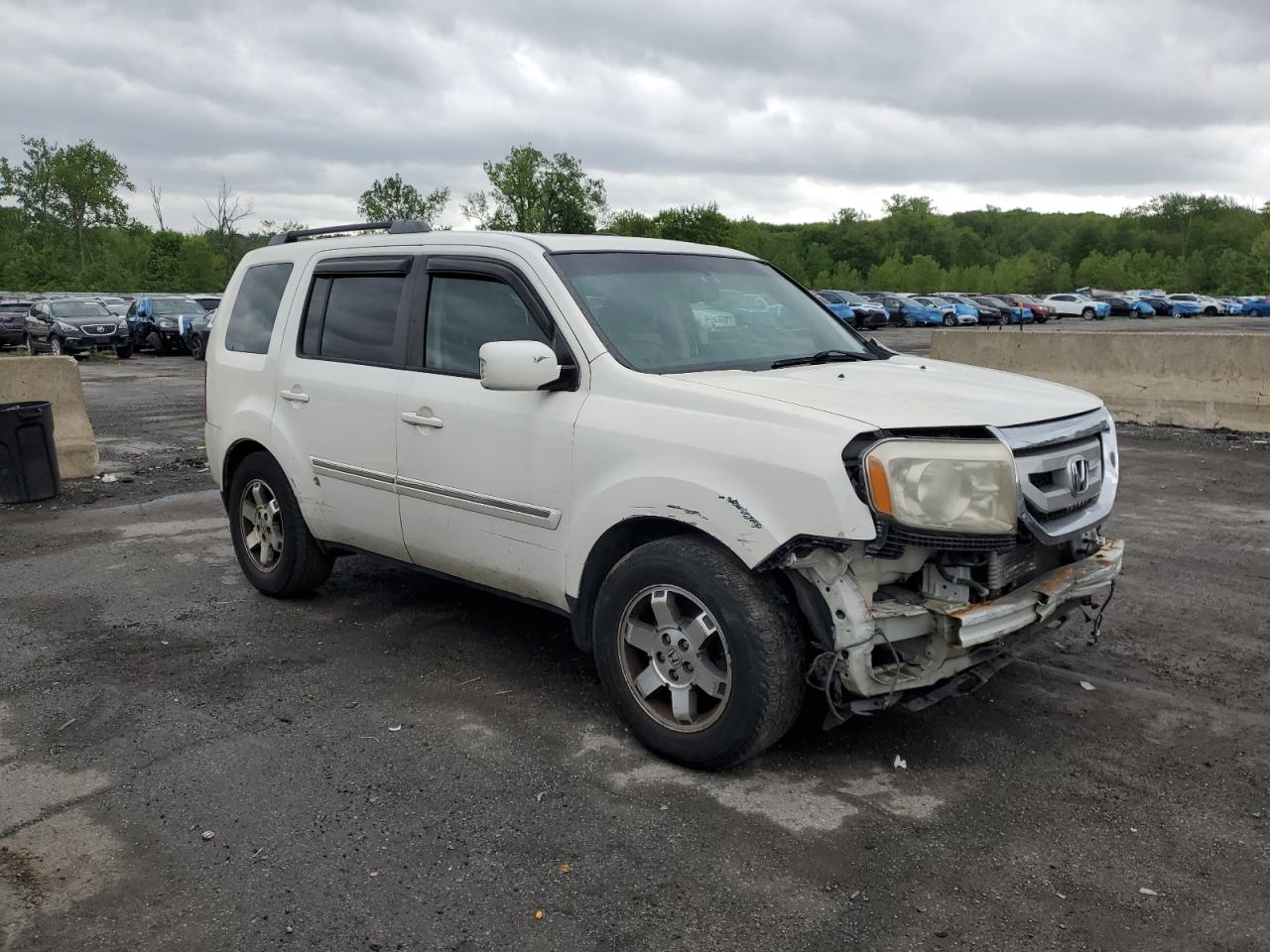 2011 Honda Pilot Touring VIN: 5FNYF4H92BB046168 Lot: 57095615
