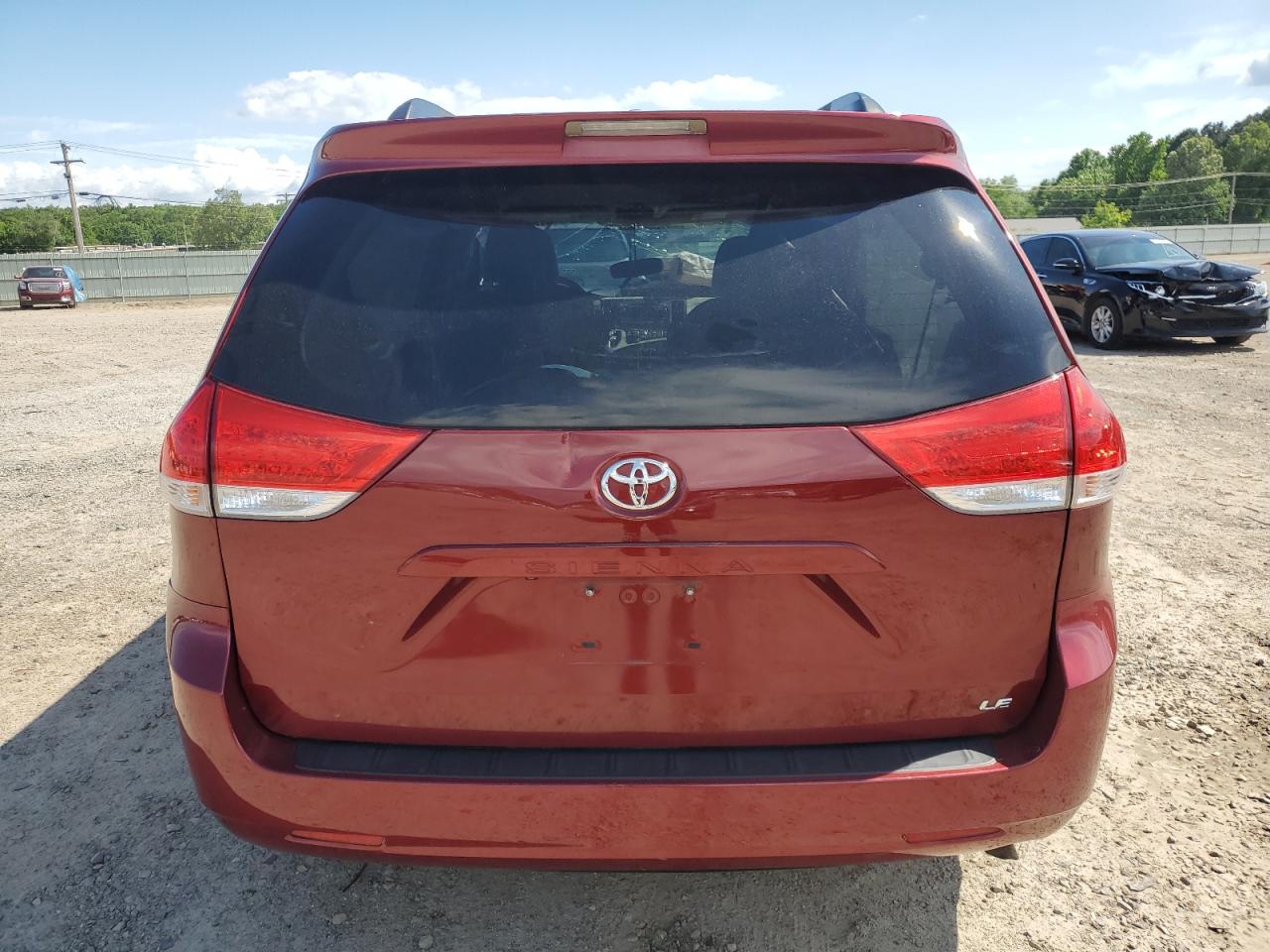 2013 Toyota Sienna Le VIN: 5TDKK3DC8DS310781 Lot: 55987615