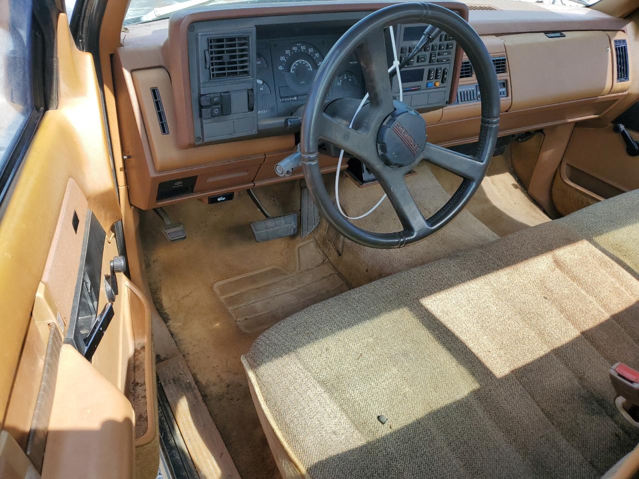 1989 Chevrolet Gmt-400 C1500 VIN: 1GCDC14KXKZ254761 Lot: 58221355