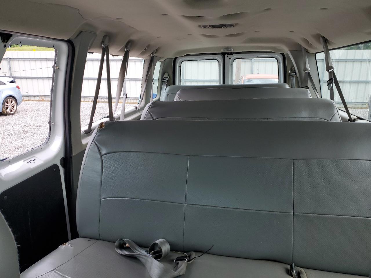 2003 Ford Econoline E350 Super Duty Wagon VIN: 1FBSS31L43HA26608 Lot: 56945885