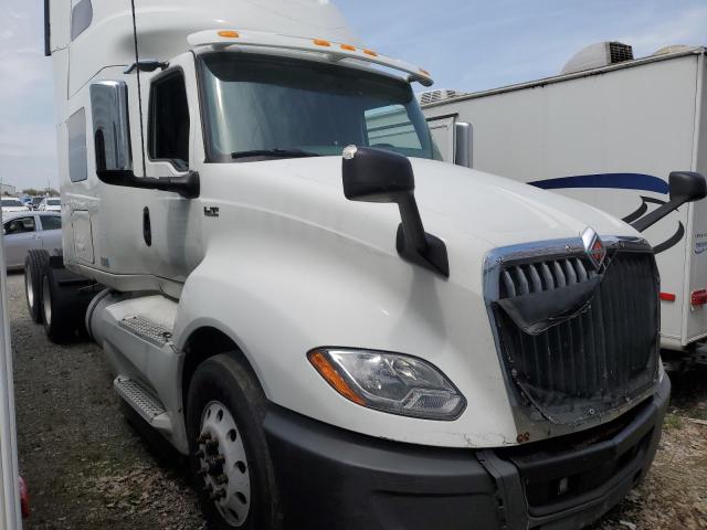 2020 International Lt625 