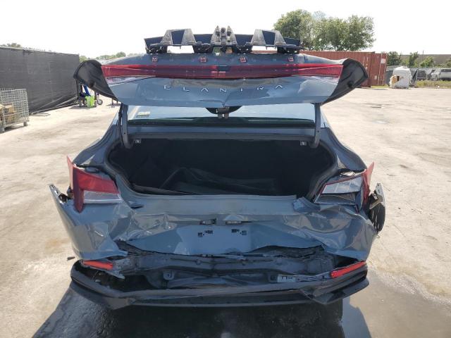  HYUNDAI ELANTRA 2022 Сірий