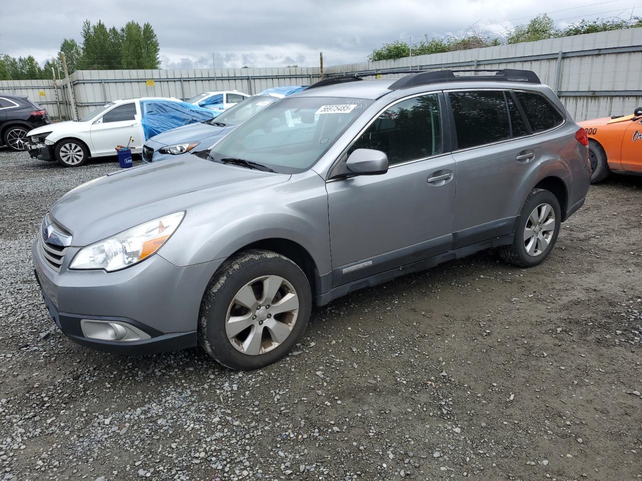 2010 Subaru Outback 2.5I Premium   на продаже в Arlington, WA - Side