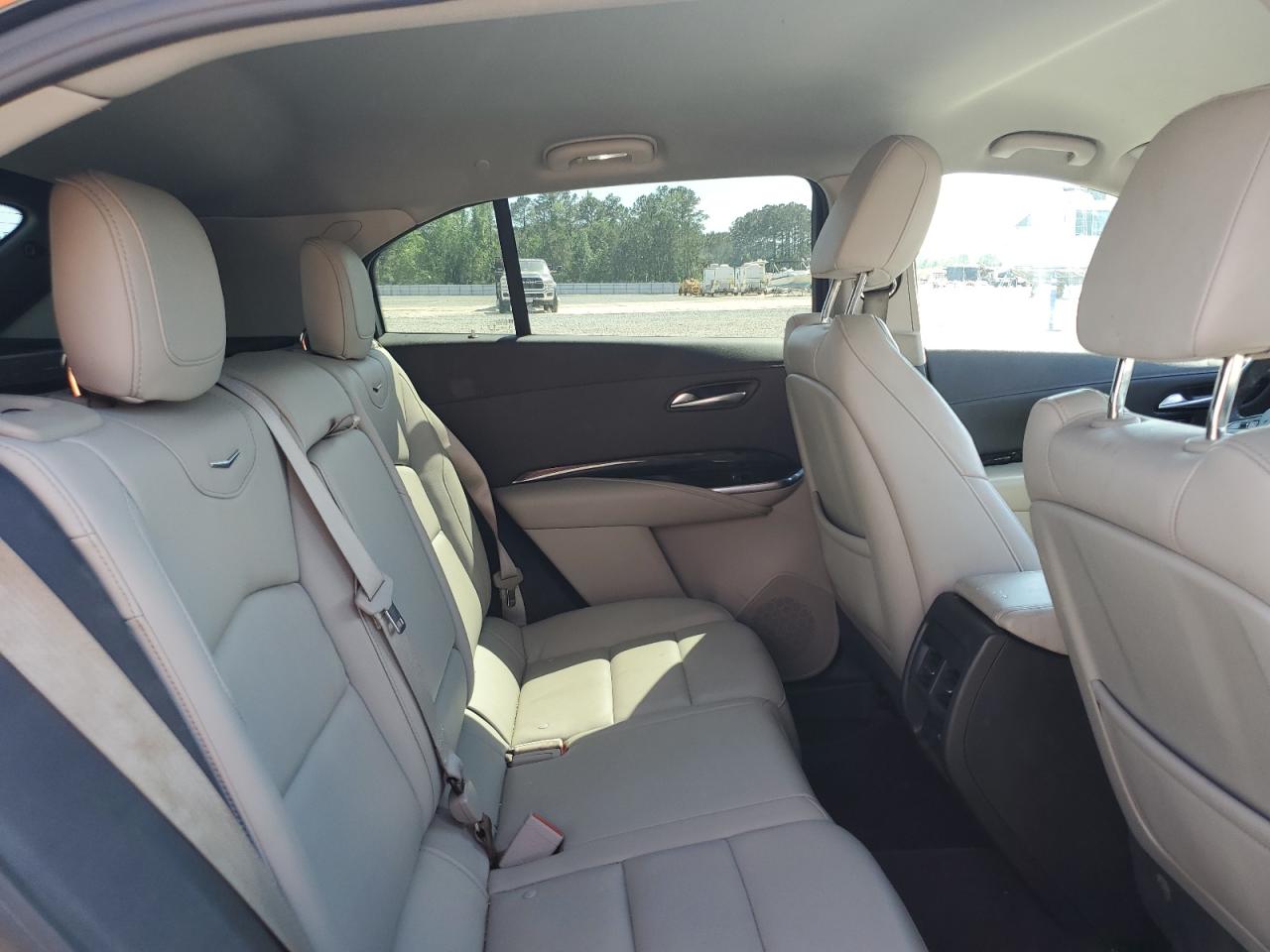 2023 Cadillac Xt4 Premium Luxury VIN: 1GYFZCR42PF100724 Lot: 55130305