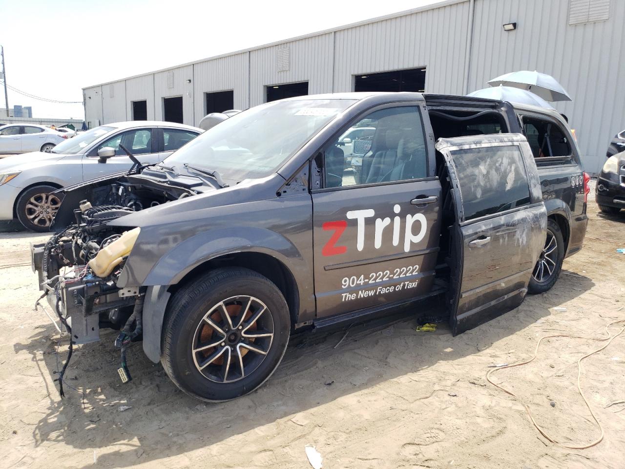 2017 Dodge Grand Caravan Gt იყიდება Jacksonville-ში, FL - Stripped