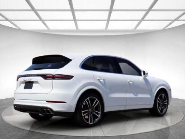  PORSCHE CAYENNE 2021 White