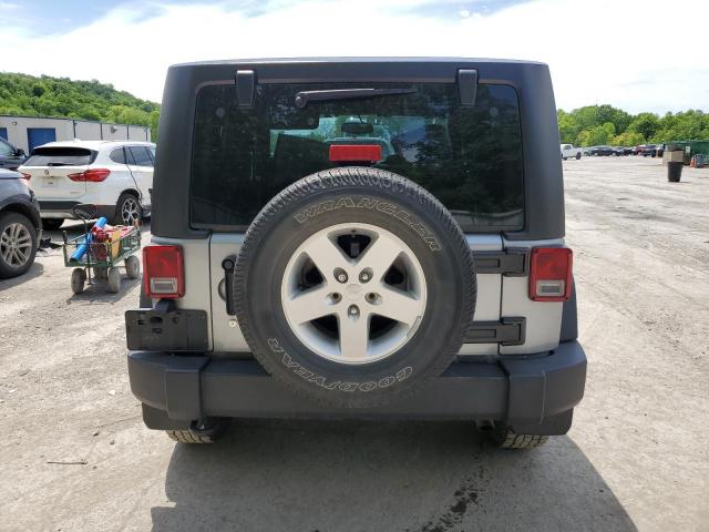  JEEP WRANGLER 2016 Srebrny