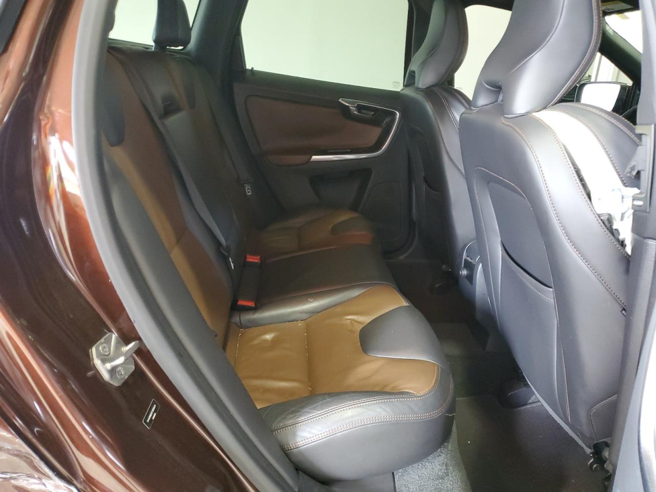 2015 Volvo Xc60 T5 Premier VIN: YV440MDK0F2650431 Lot: 56390775