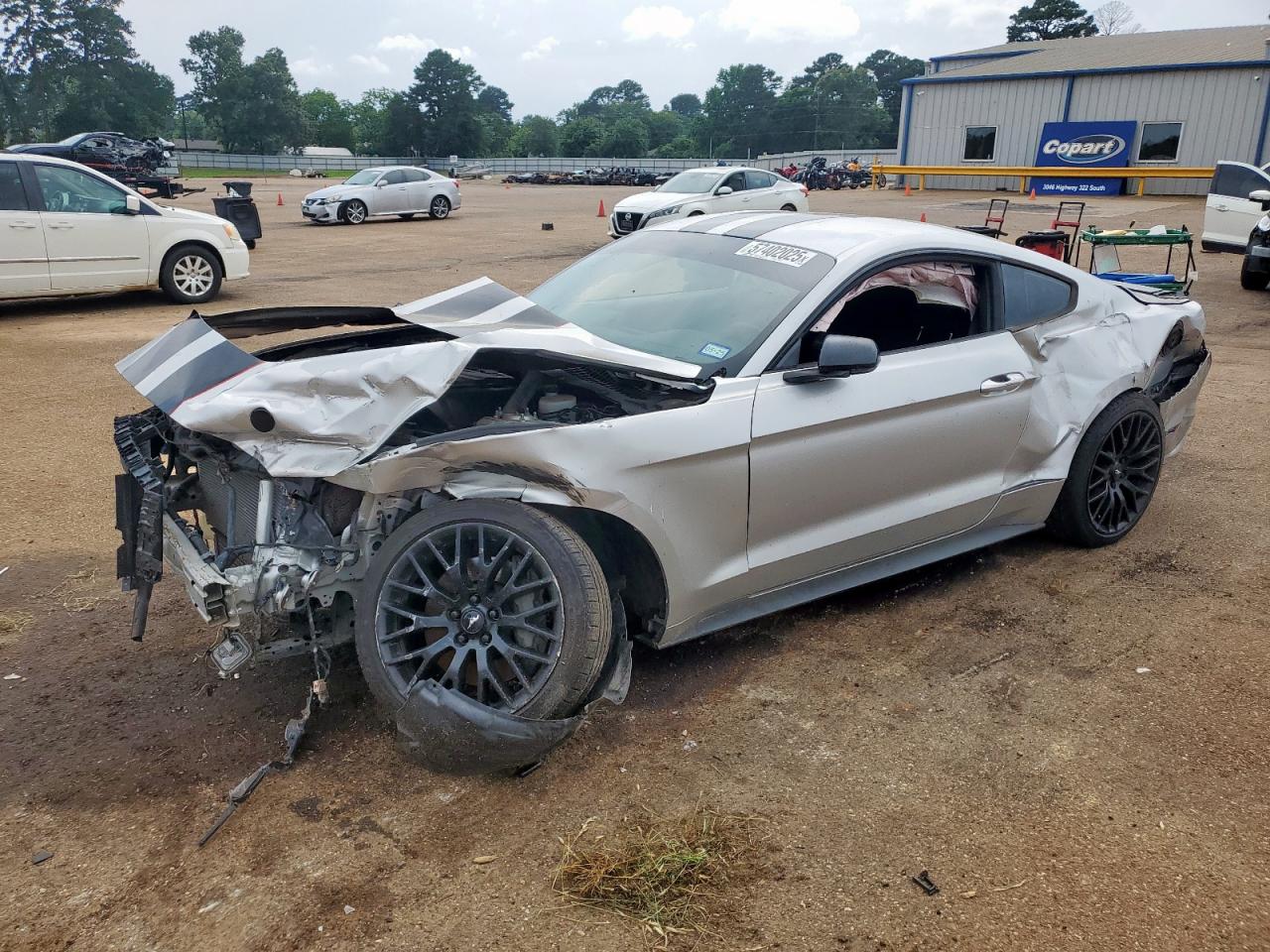 2016 Ford Mustang for Sale in Longview, TX - Front End