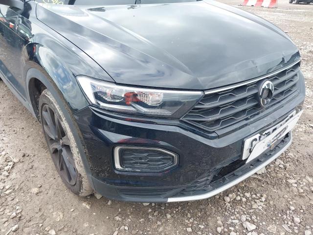2021 VOLKSWAGEN T-ROC BLAC