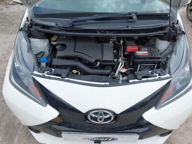 2015 TOYOTA AYGO X-PLA