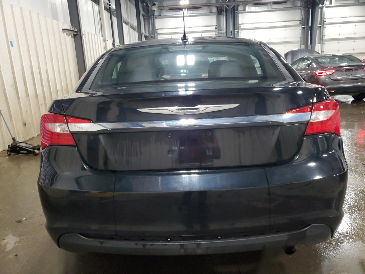 2013 Chrysler 200 Touring VIN: 1C3CCBBB0DN666223 Lot: 57229555