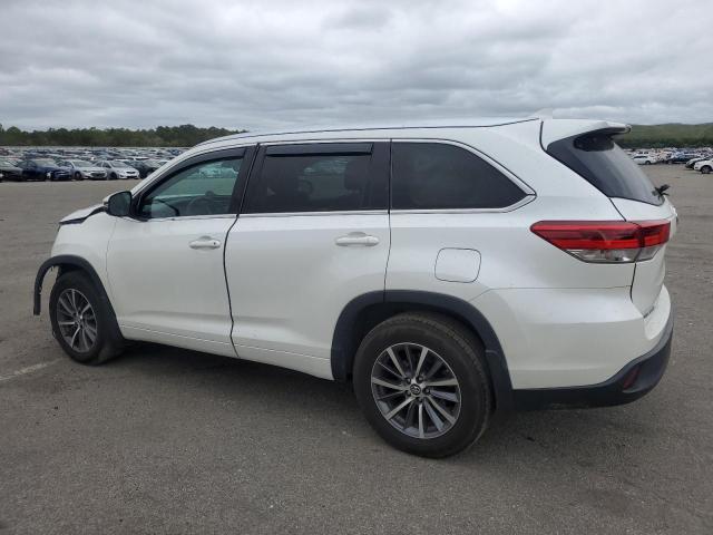  TOYOTA HIGHLANDER 2018 Белый