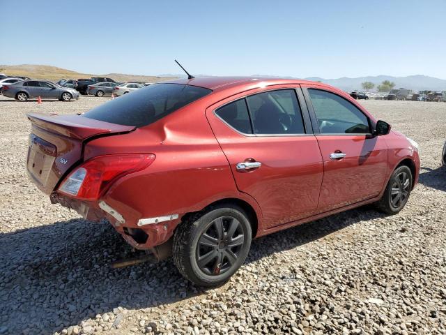  NISSAN VERSA 2017 Красный