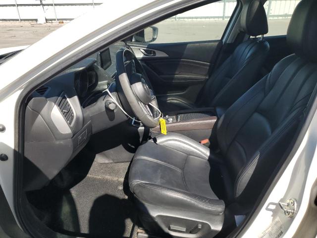  MAZDA 3 2018 White