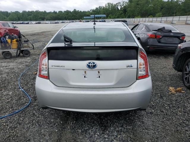  TOYOTA PRIUS 2015 Серебристый