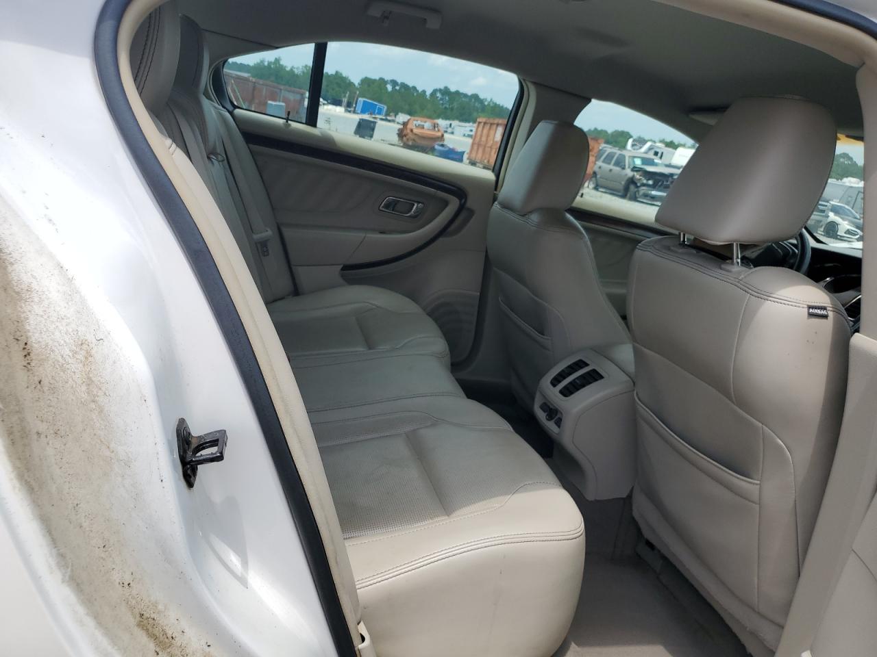 2010 Ford Taurus Limited VIN: 1FAHP2FW8AG162978 Lot: 57617625