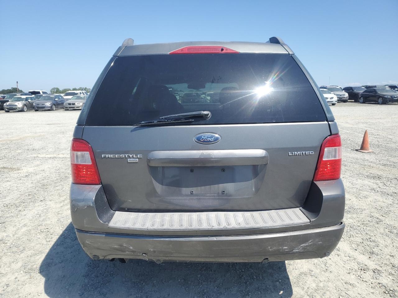 2005 Ford Freestyle Limited VIN: 1FMDK06165GA16290 Lot: 55596965