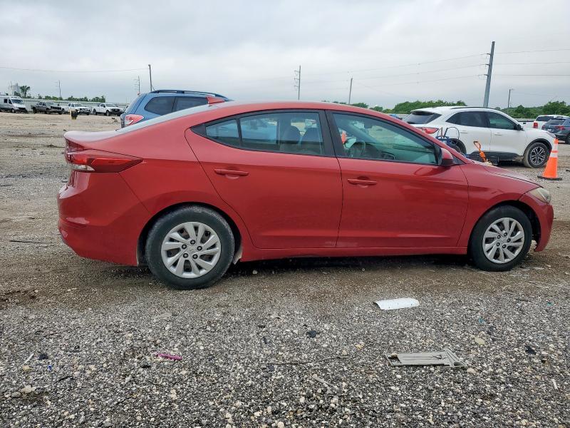  HYUNDAI ELANTRA 2017 Красный