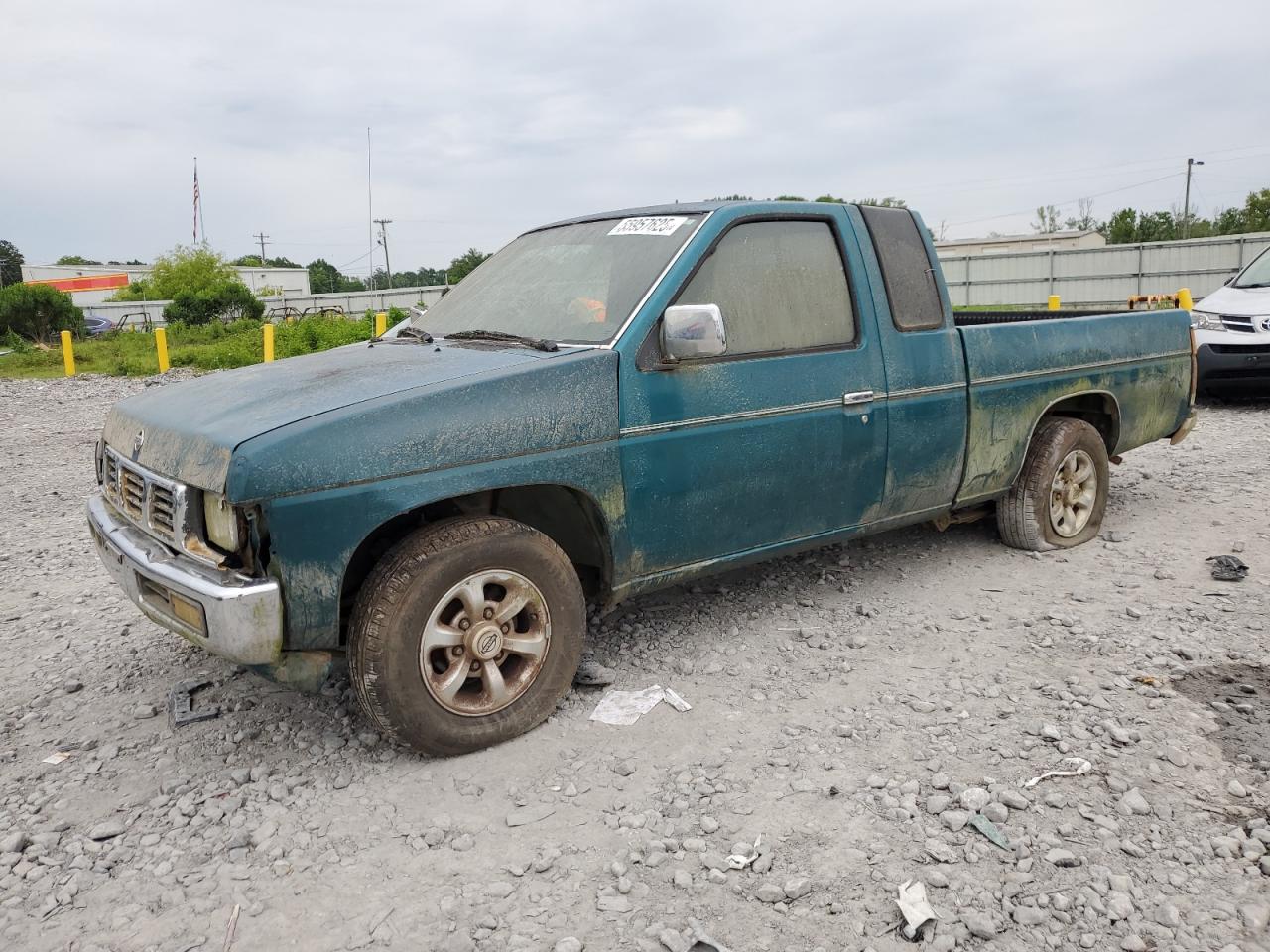 1996 Nissan Truck King Cab Se for Sale in Montgomery, AL - Front End