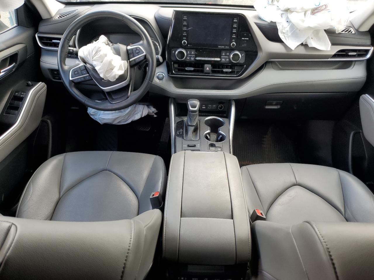 2022 Toyota Highlander Xle VIN: 5TDHZRBH0NS202972 Lot: 56211025