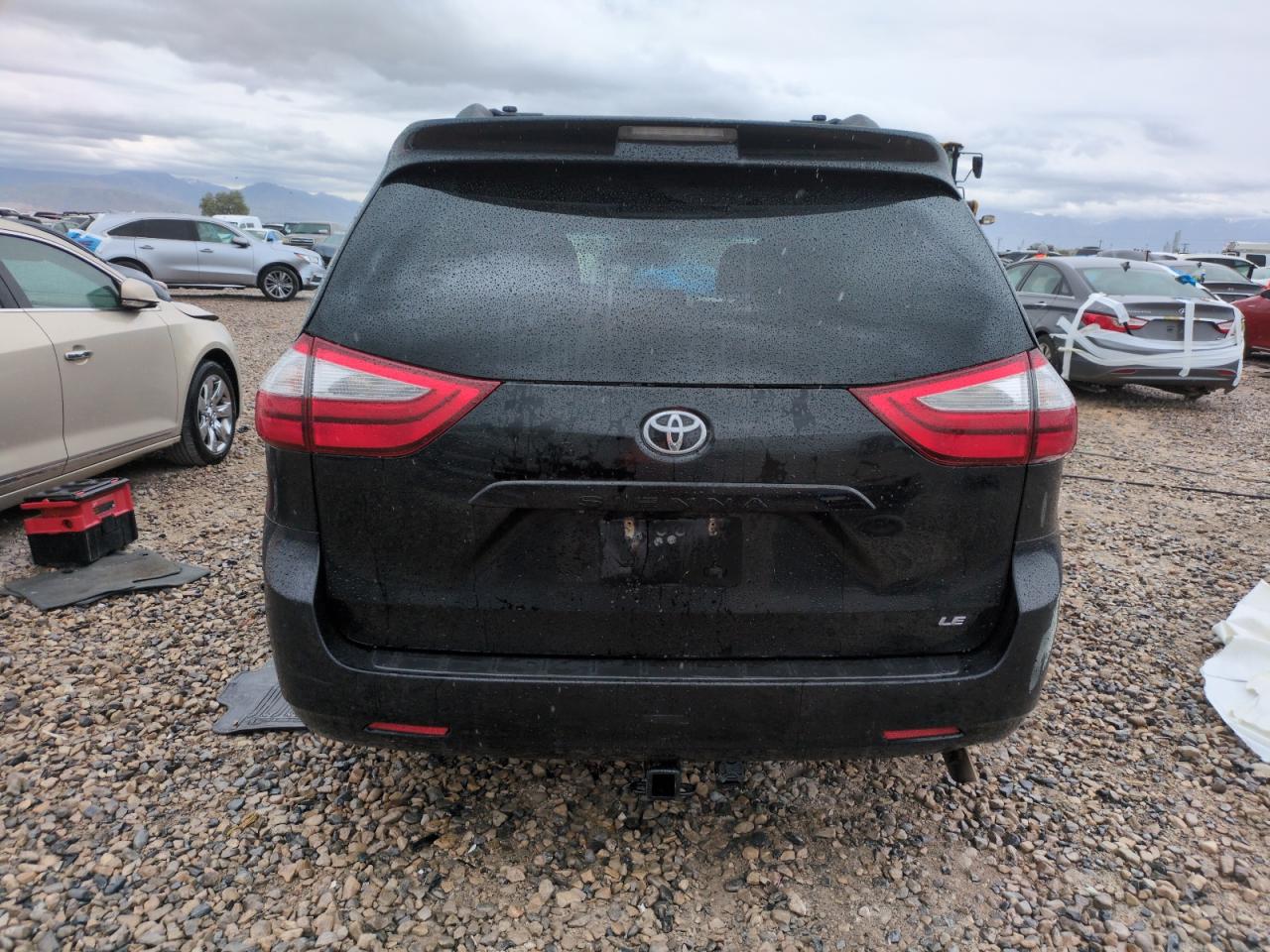 2015 Toyota Sienna Le VIN: 5TDKK3DC5FS533234 Lot: 56237925