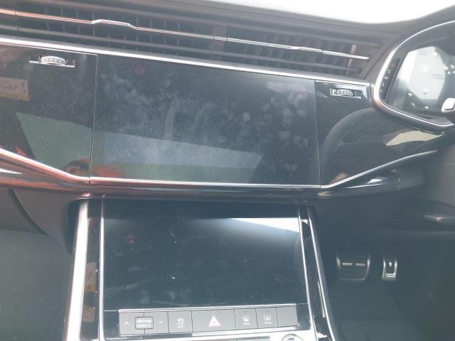 2025 AUDI Q7 BLACK E