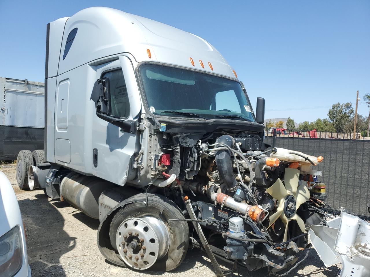 2023 Freightliner Cascadia 126 Semi Truck იყიდება Colton-ში, CA - Front End