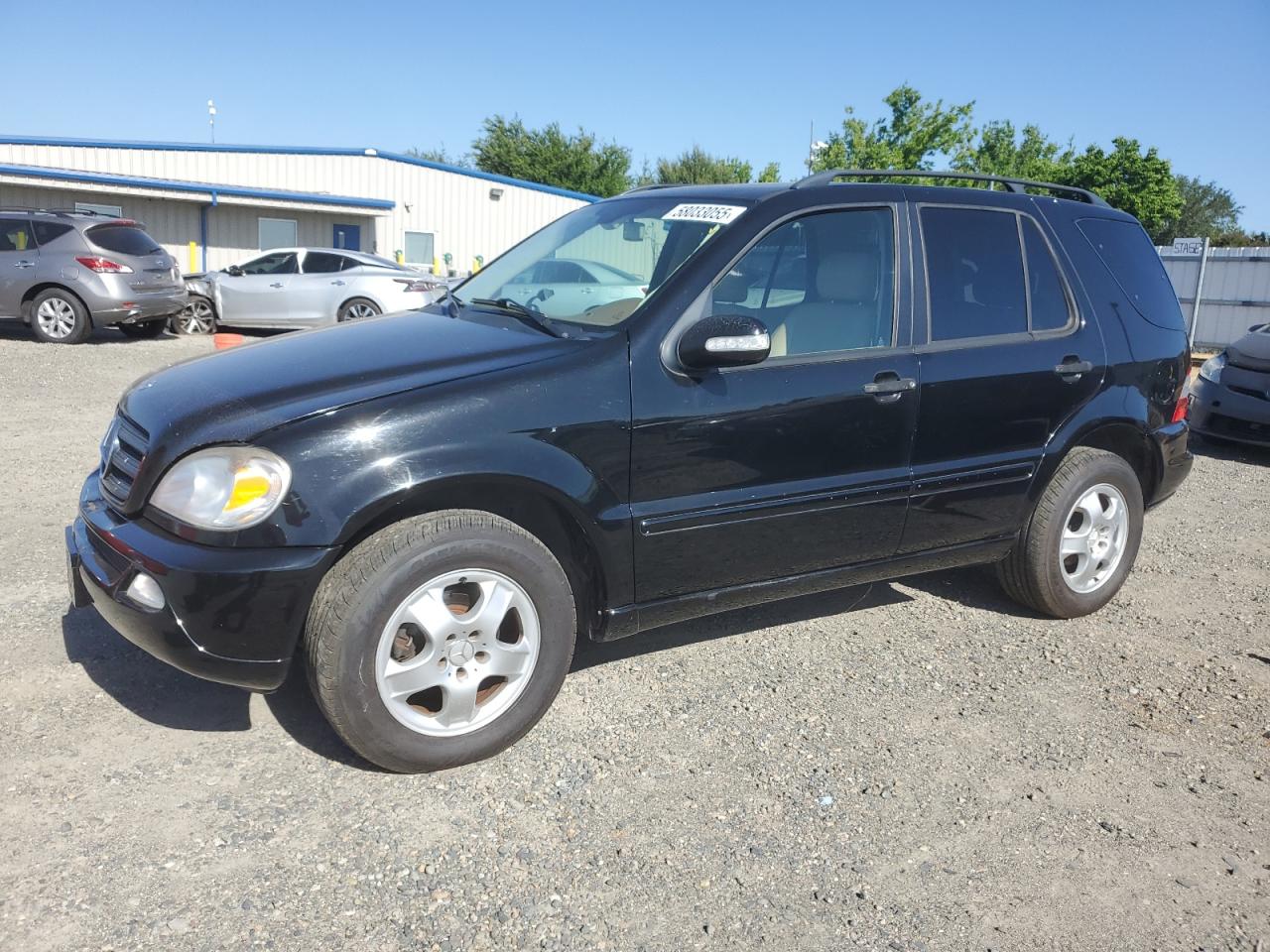 2002 Mercedes-Benz Ml 320 for Sale in Sacramento, CA - Minor Dent/Scratches