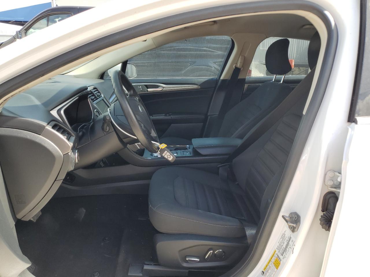 2019 Ford Fusion Se VIN: 3FA6P0LU3KR184055 Lot: 54025845