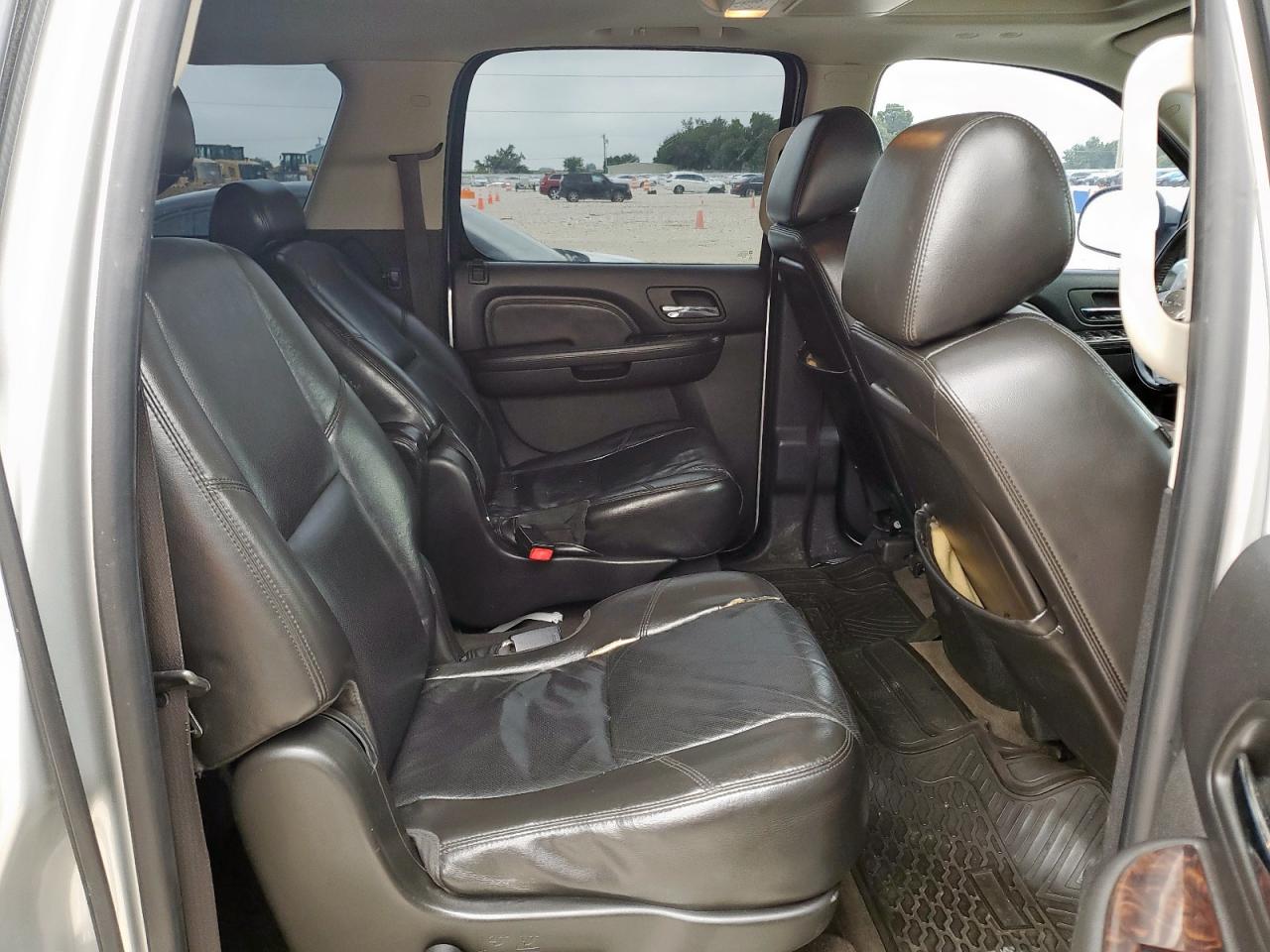 2010 GMC Yukon Xl Denali VIN: 1GKUCMEF8AR209940 Lot: 58960245
