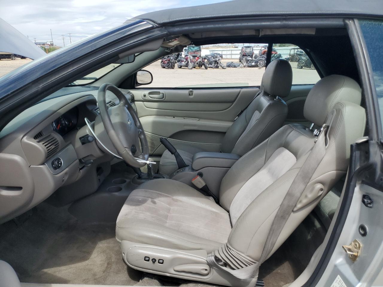 2005 Chrysler Sebring Touring VIN: 1C3EL55R55N595881 Lot: 57667585