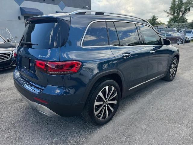  MERCEDES-BENZ GLB-CLASS 2021 Granatowy