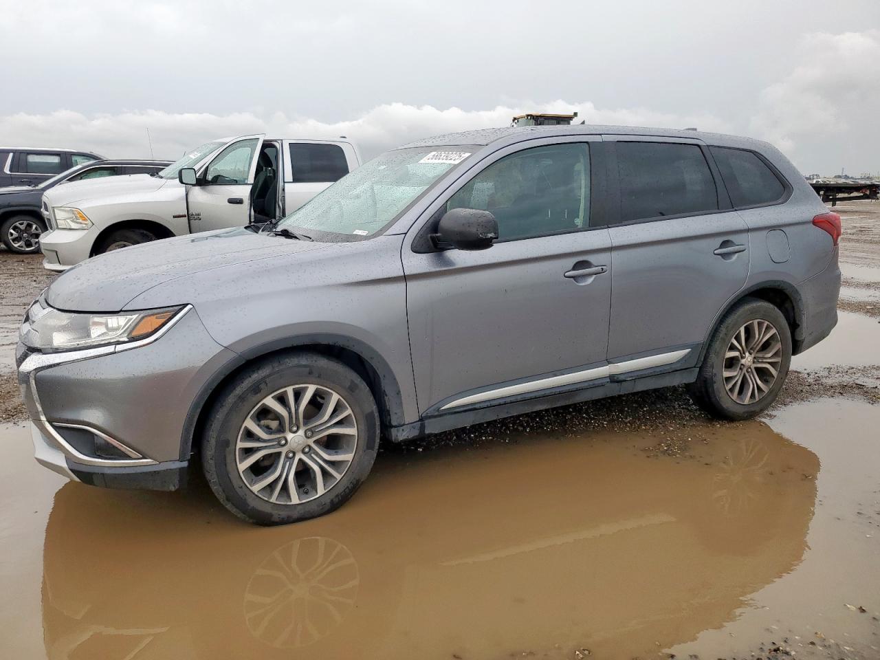 2017 Mitsubishi Outlander Es