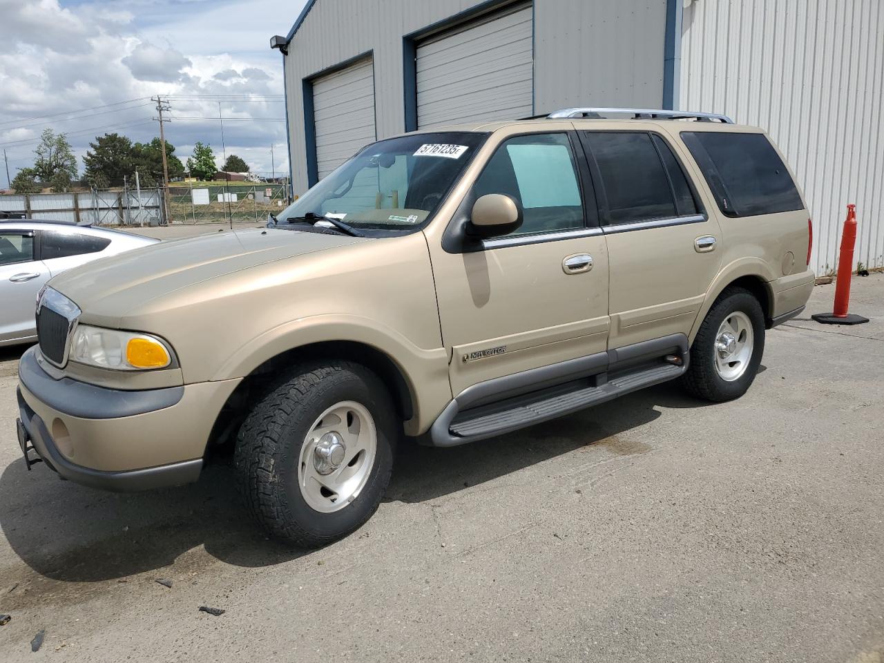 1999 Lincoln Navigator for Sale in Nampa, ID - Side