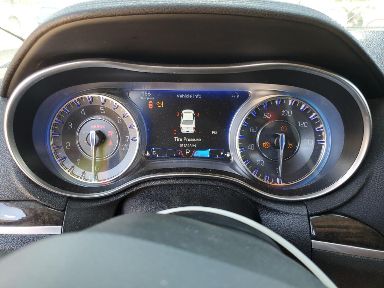 2017 Chrysler 300C VIN: 2C3CCAEG8HH590833 Lot: 56763485