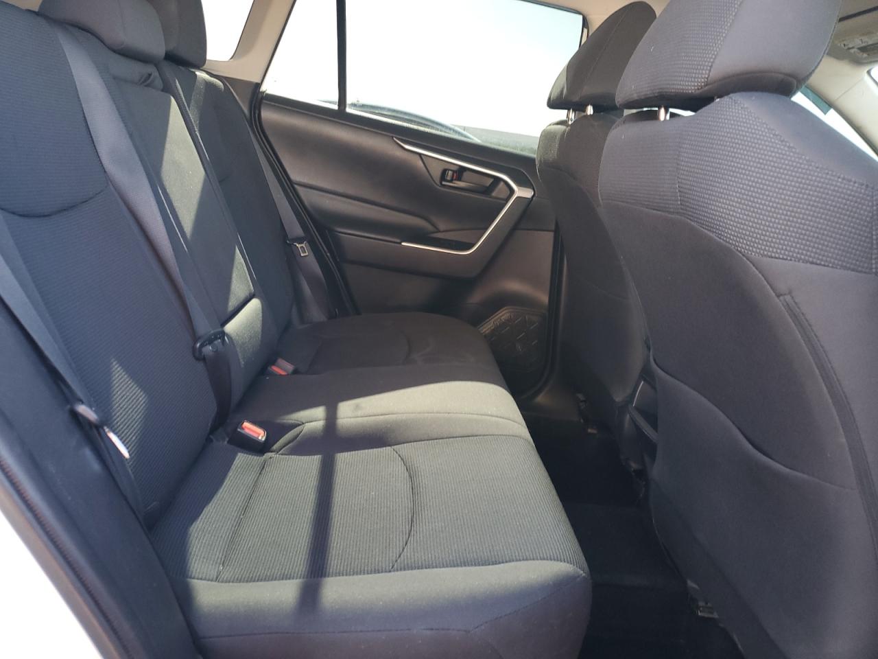 2019 Toyota Rav4 Le VIN: 2T3H1RFV9KC014633 Lot: 56594165
