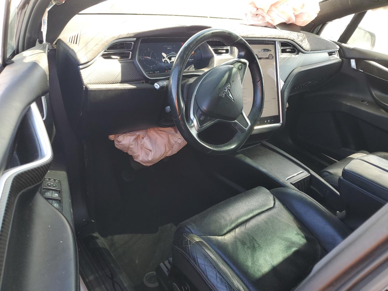 2016 Tesla Model X VIN: 5YJXCBE2XGF006203 Lot: 56152545