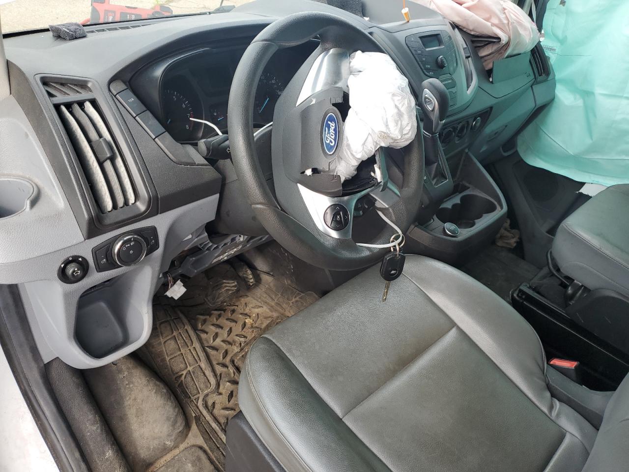 FORD TRANSIT 2019 VIN 1FTYR2CM5KKA79000 zdjęcie 8