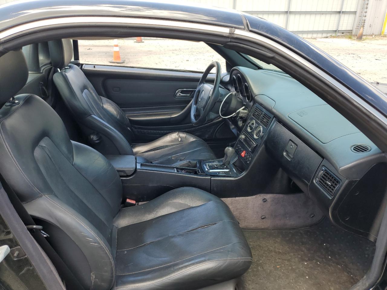 1999 Mercedes-Benz Slk 230 Kompressor VIN: WDBKK47F1XF087644 Lot: 55441495