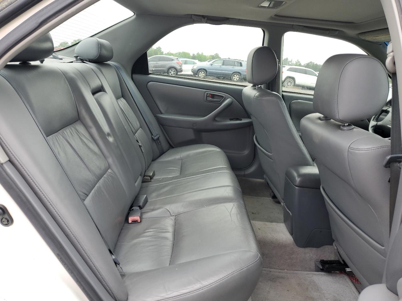 2000 Toyota Camry Le VIN: JT2BG28KXY0432024 Lot: 57057905